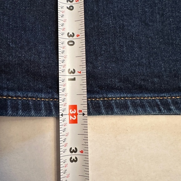 Revtown Decade Denim Automatic Size 38x32 Straight Leg Jeans Stretch Med Wash - Picture 9 of 10